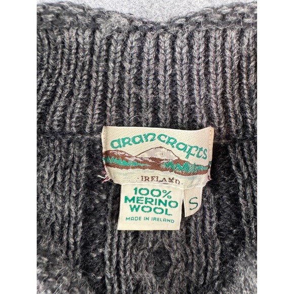 Aran Crafts Ireland 100% Irish Merino Wool Cable Knit Button Cardigan  Sz S - Picture 8 of 8